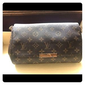 Authentic Louis Vuitton Favorite!